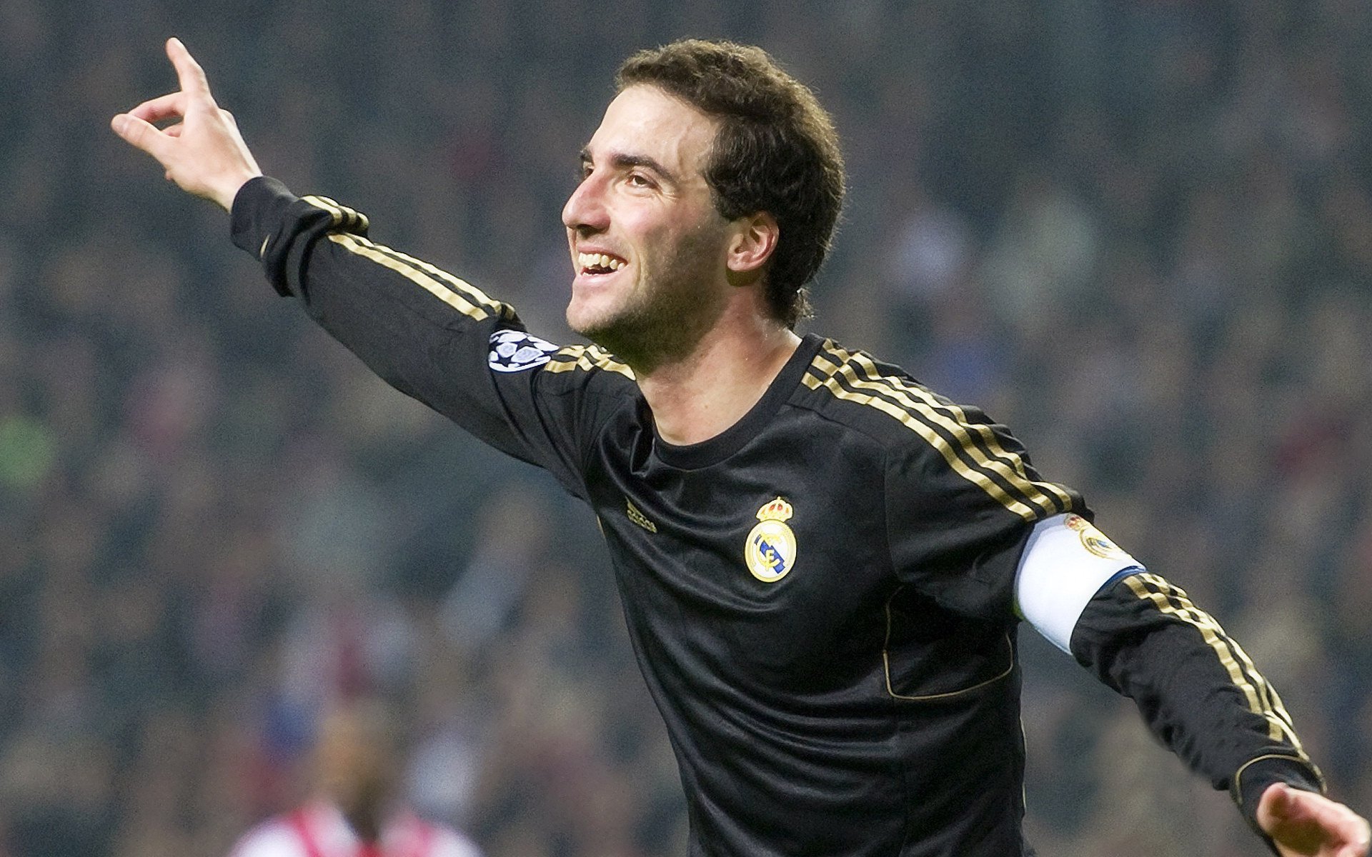 开云体育下载官网-“羽毛球：简阳文体中心赛场的绝杀时刻令人热血沸腾”  第1张