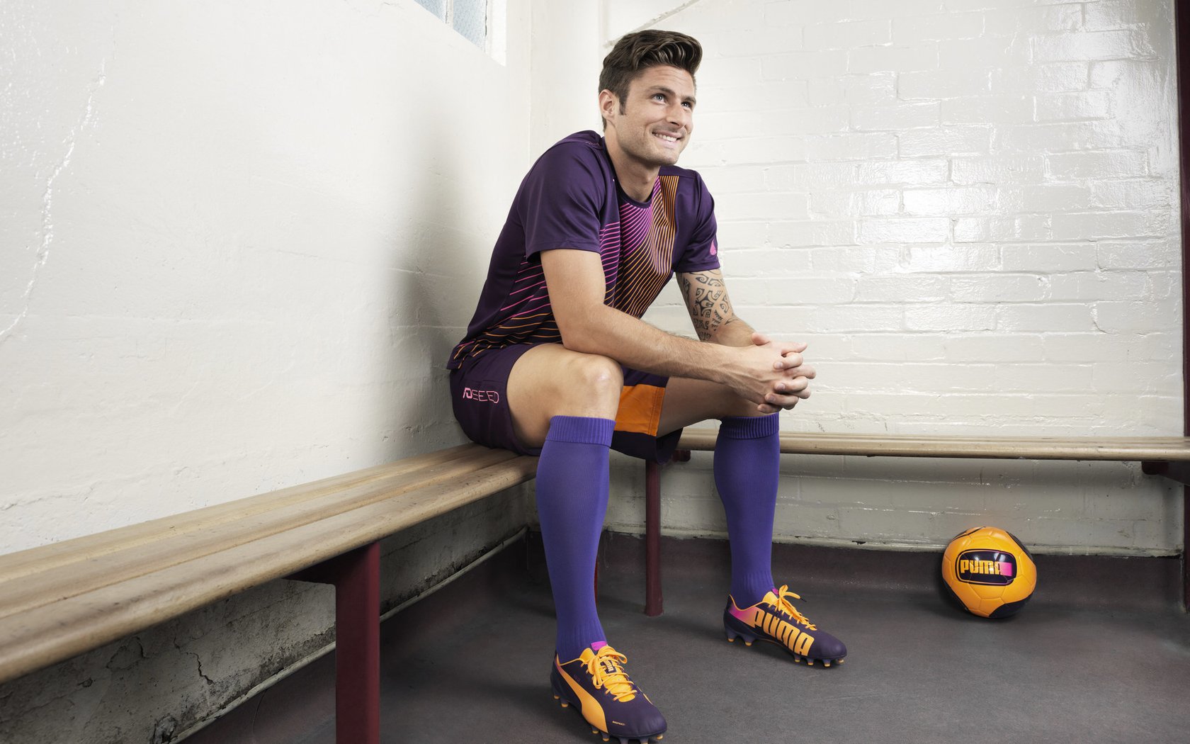 战术解析：反击效率提升成为本轮联赛取胜关键，反击技术